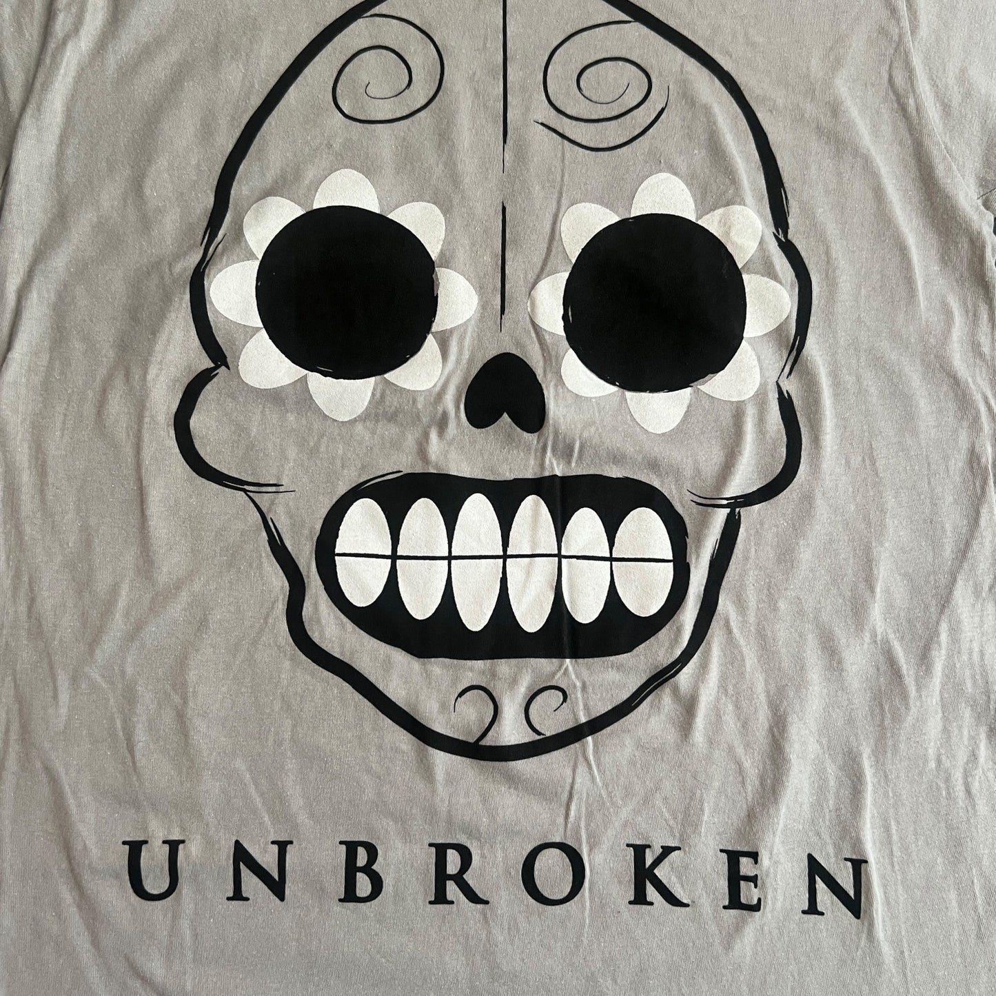 Unbroken Band Sugar Skull Light Gray T-Shirt Size S