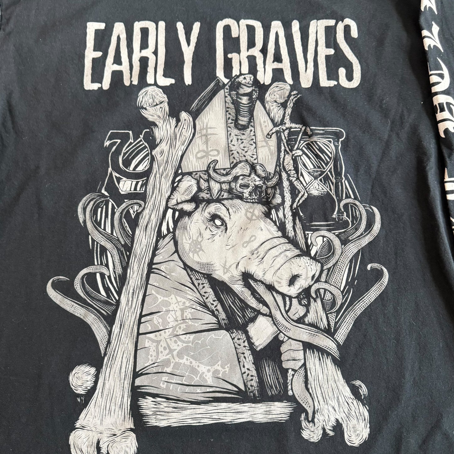 Early Graves Band Pig Pope Long Sleeve T-Shirt Size L