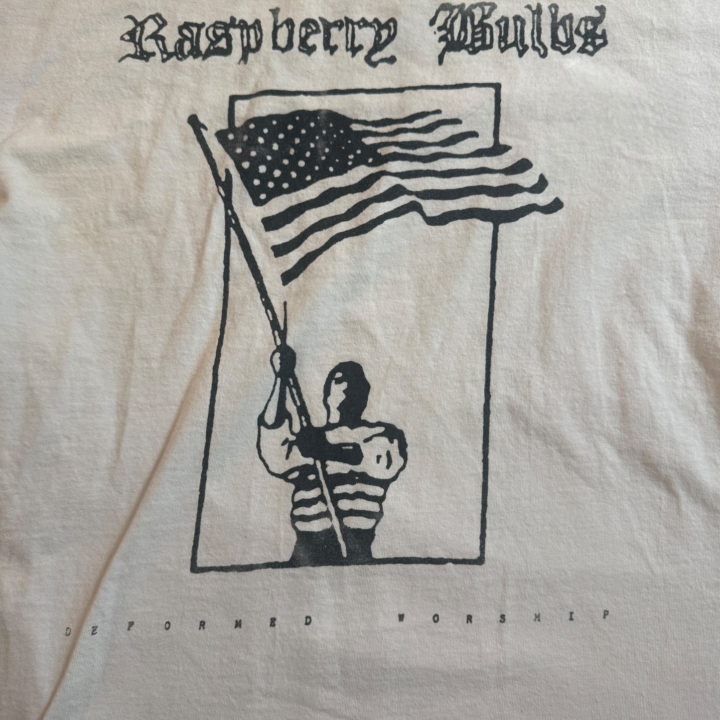 Raspberry Bulbs Band Deformed Worship T-Shirt Size M
