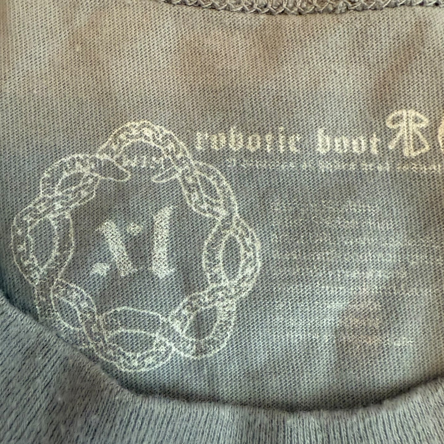 Robotic Empire x Hydra Head Robotic Boot Seldon Hunt Light Gray T-Shirt Size XL