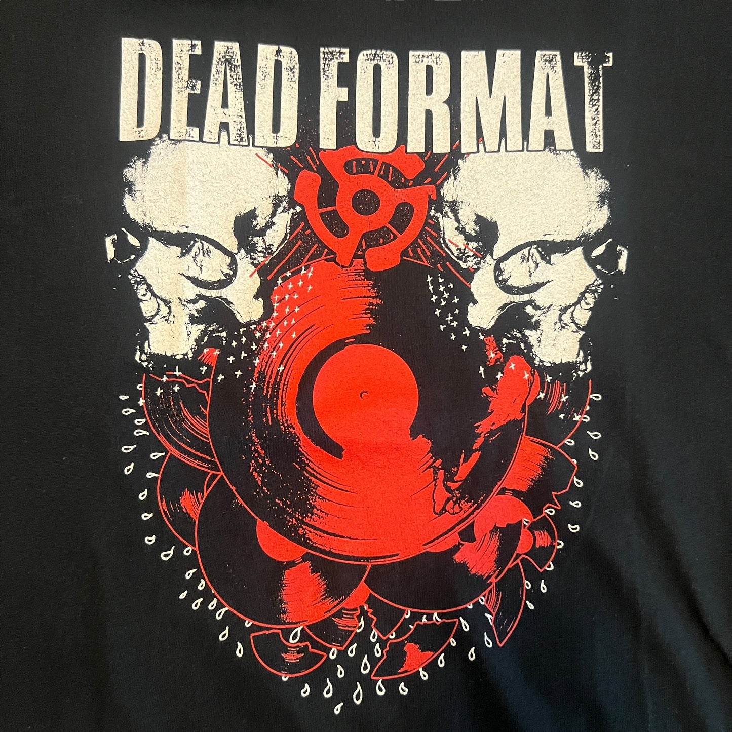 Dead Format Skulls And Records T-Shirt Size L