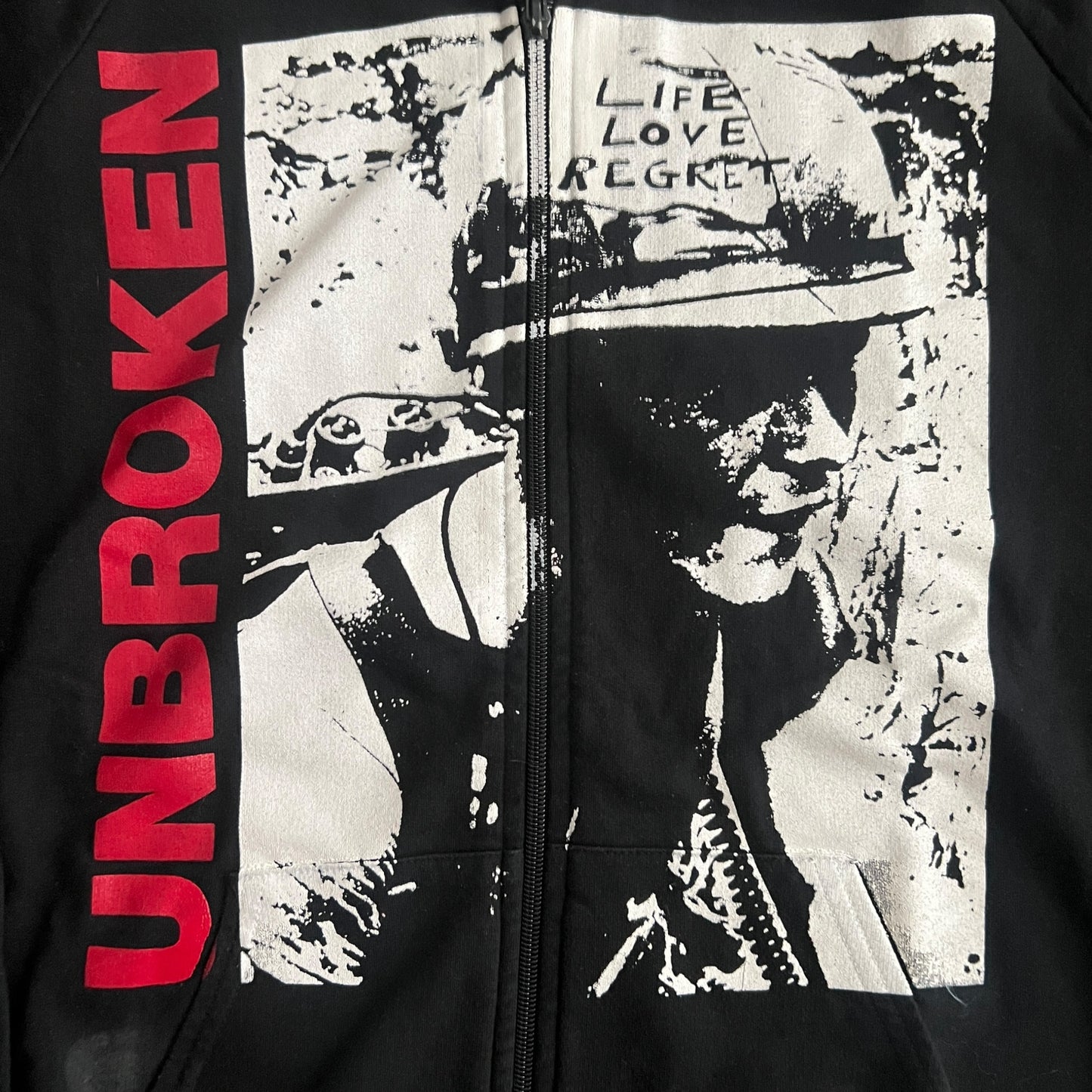 Unbroken Band Life. Love. Regret. Zip Up Hoodie Size L