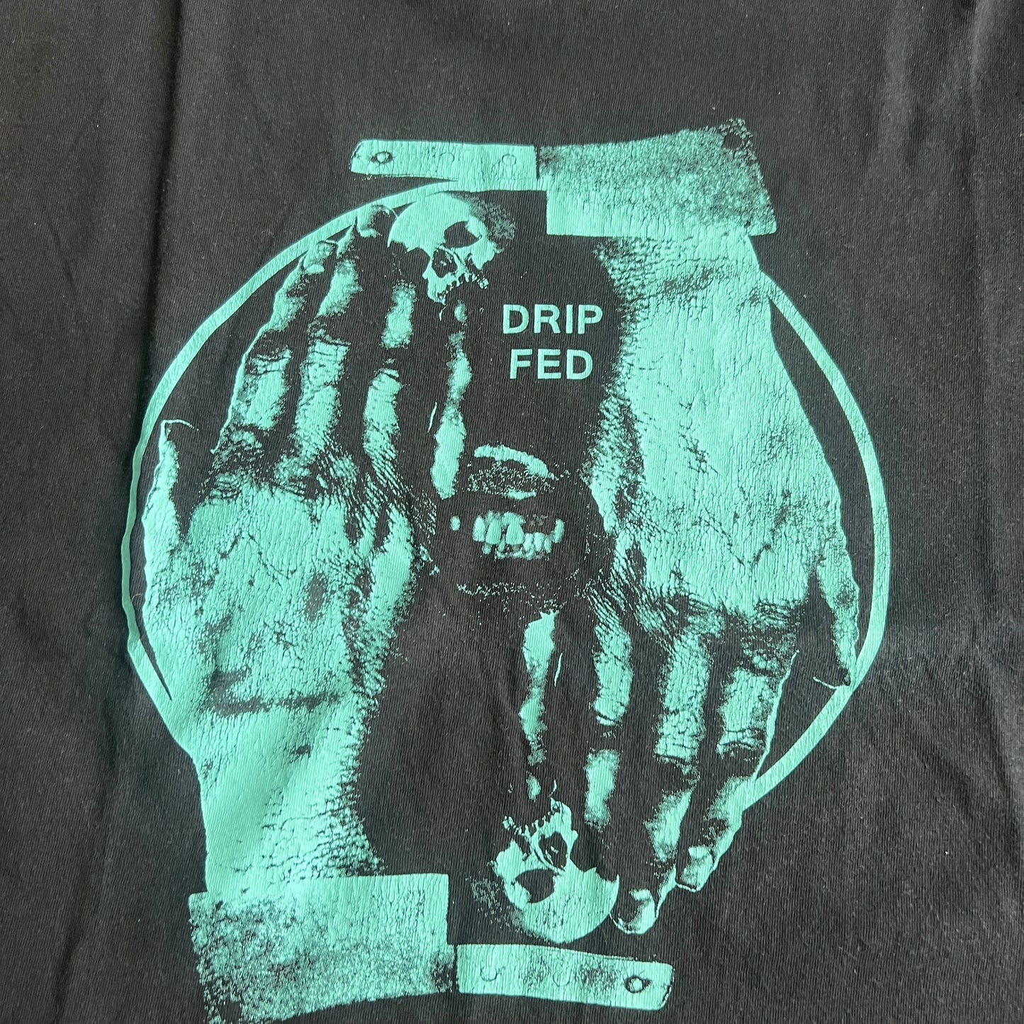 Drip-Fed Band Hands T-Shirt Size XXL