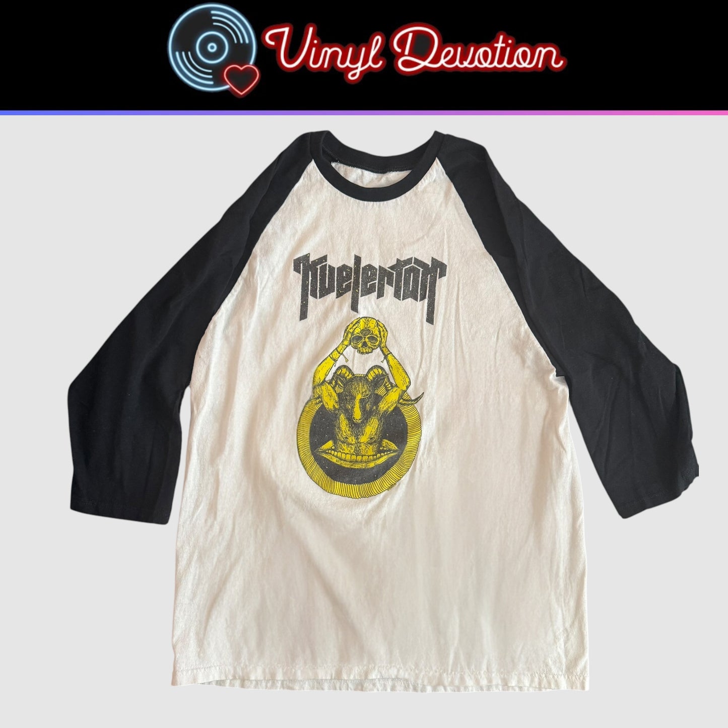 Kvelertak Band White / Black Raglan T-Shirt Size L