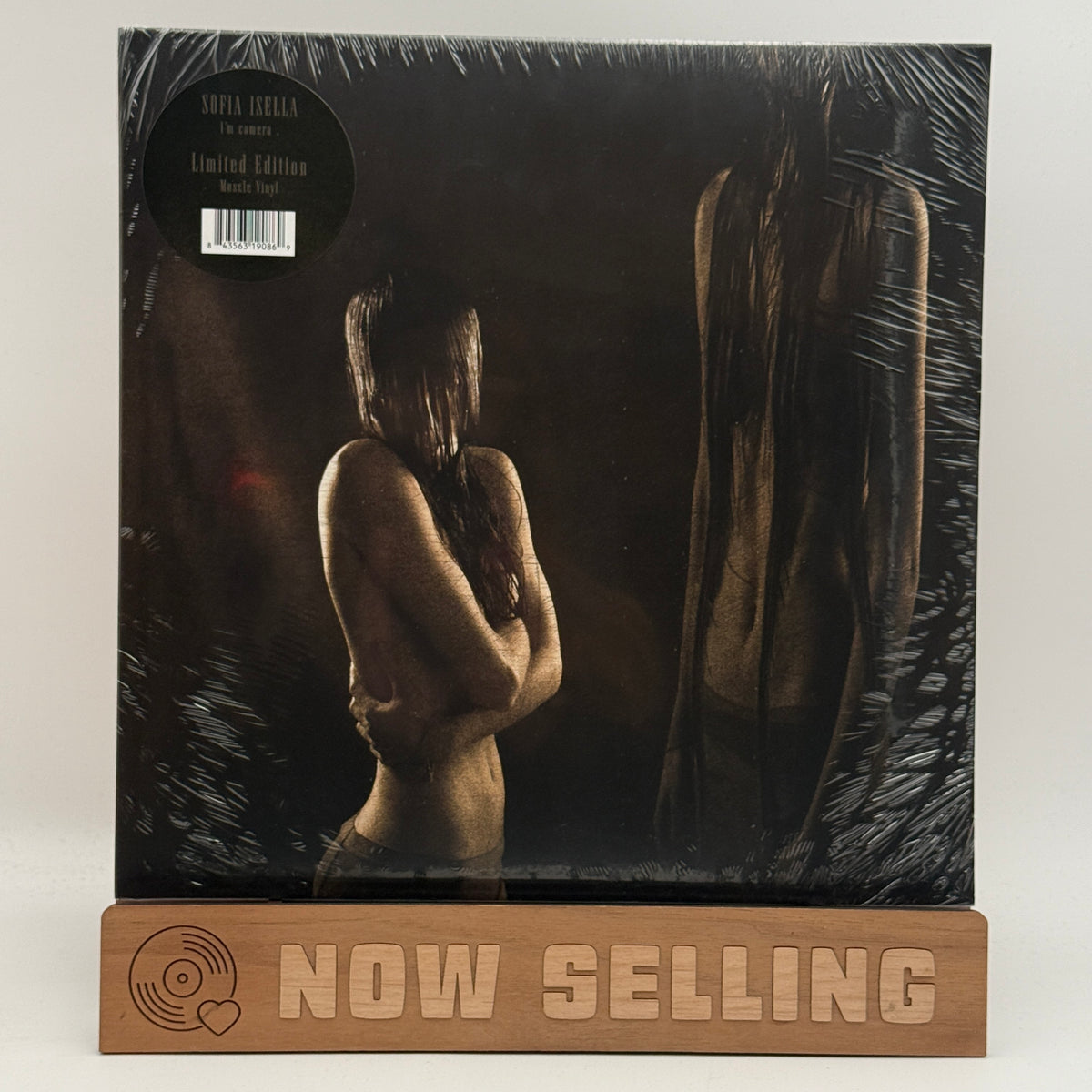 Sofia Isella - I'm Camera Vinyl LP Muscle Red w/ Splatter SEALED