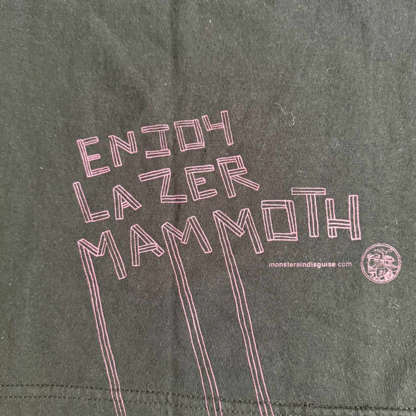 Pelican Band Pink Mammoth T-Shirt Size M