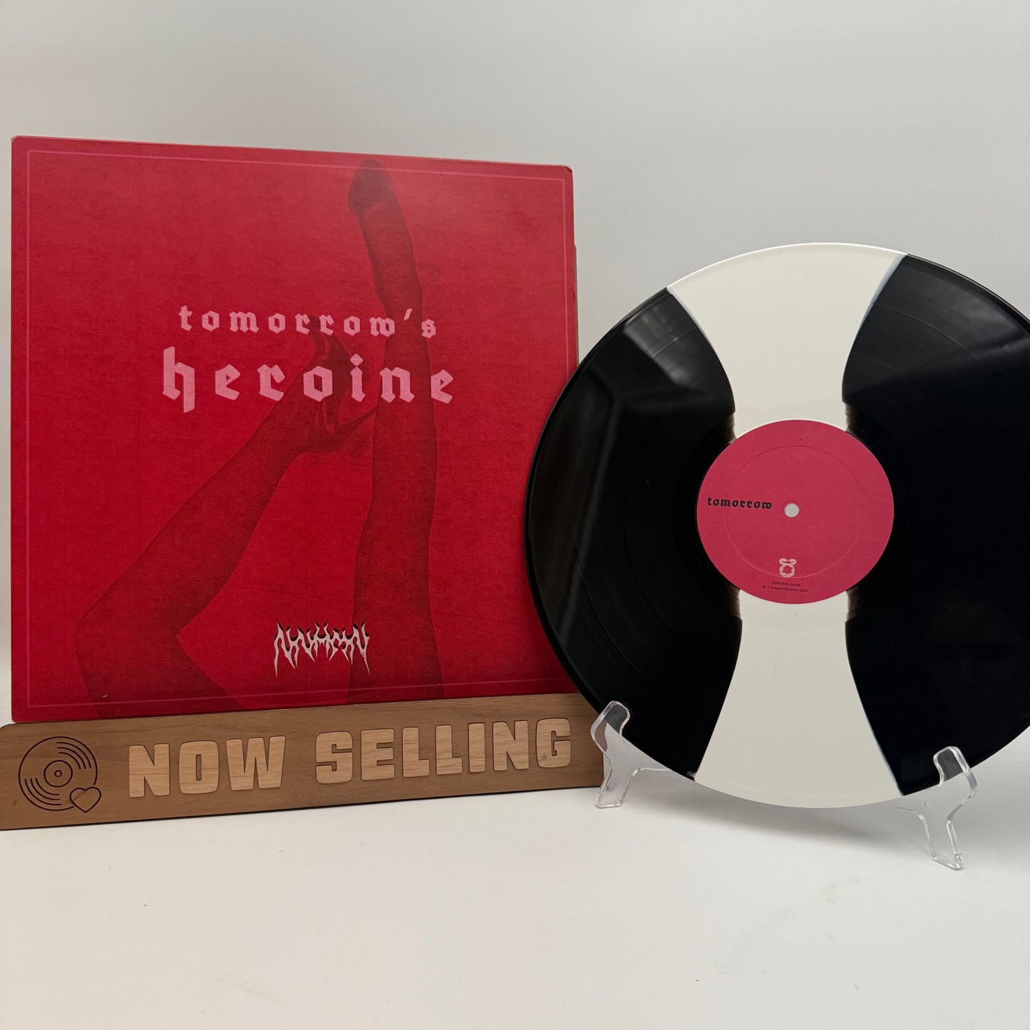 NNHMN - Tomorrow's Heroine Vinyl EP Black w/ White Stripe SIGNED