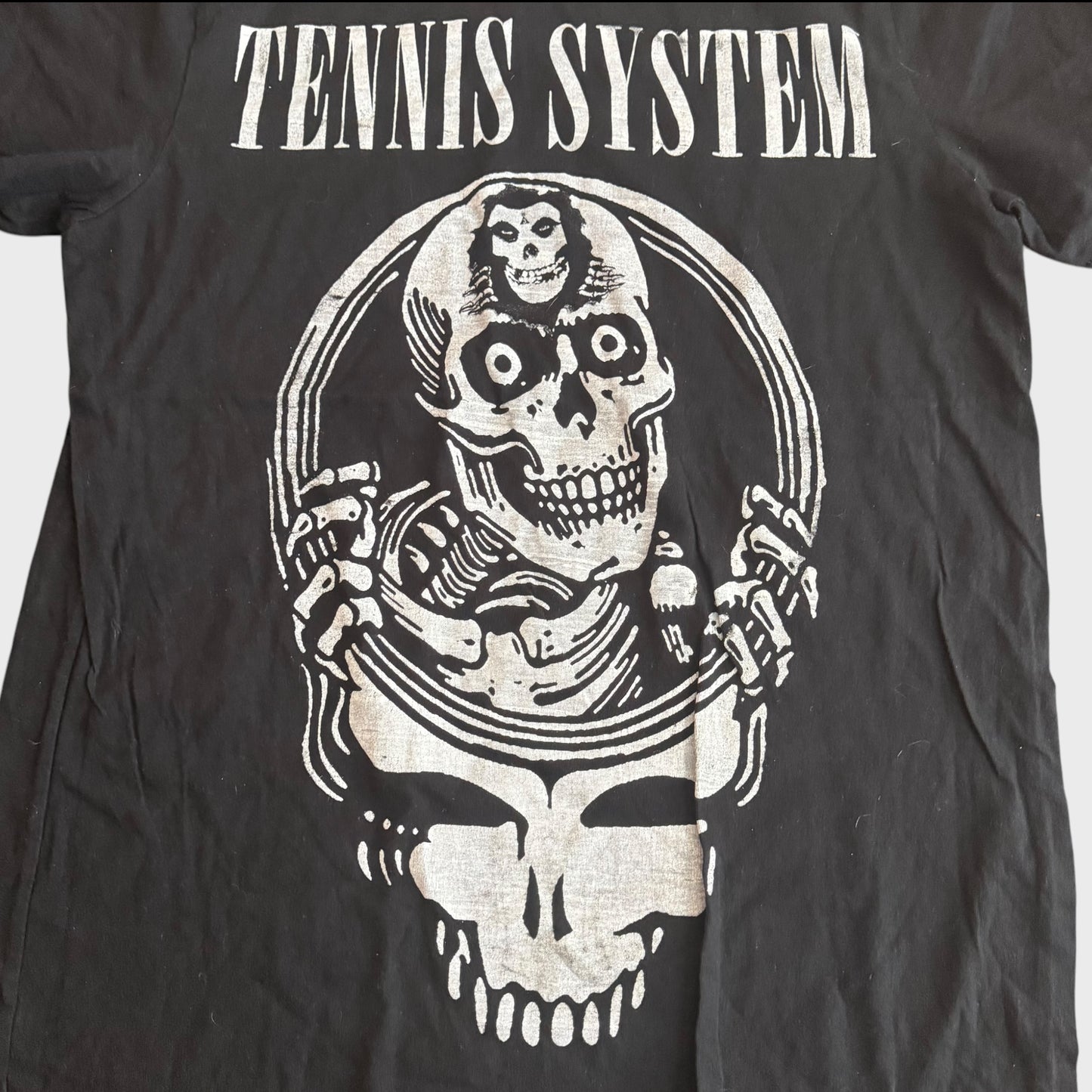 Tennis System Band Misfits Grateful Dead Bones T-Shirt Size L Shoegaze Psych Rock