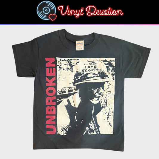 Unbroken Band Life. Love. Regret Smiths RIP T-Shirt Youth Small / Extra Small