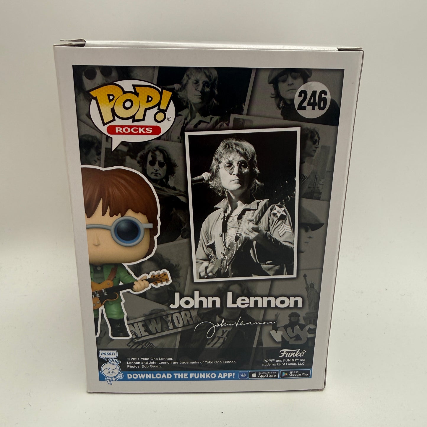 Funko POP! Rocks John Lennon with Guitar Vinyl Figure #246