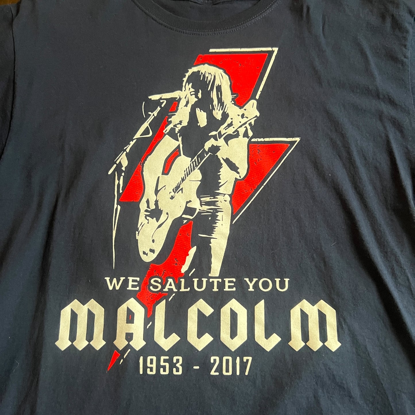 AC/DC Band Malcolm Young Tribute T-Shirt Size M