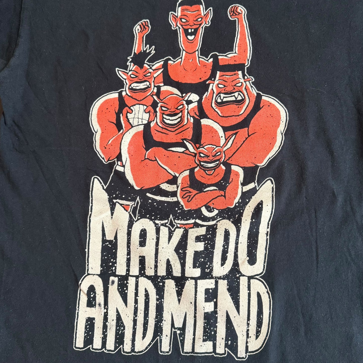 Make Do And Mend Band Hit Em High Hit Em Low T-Shirt Size M