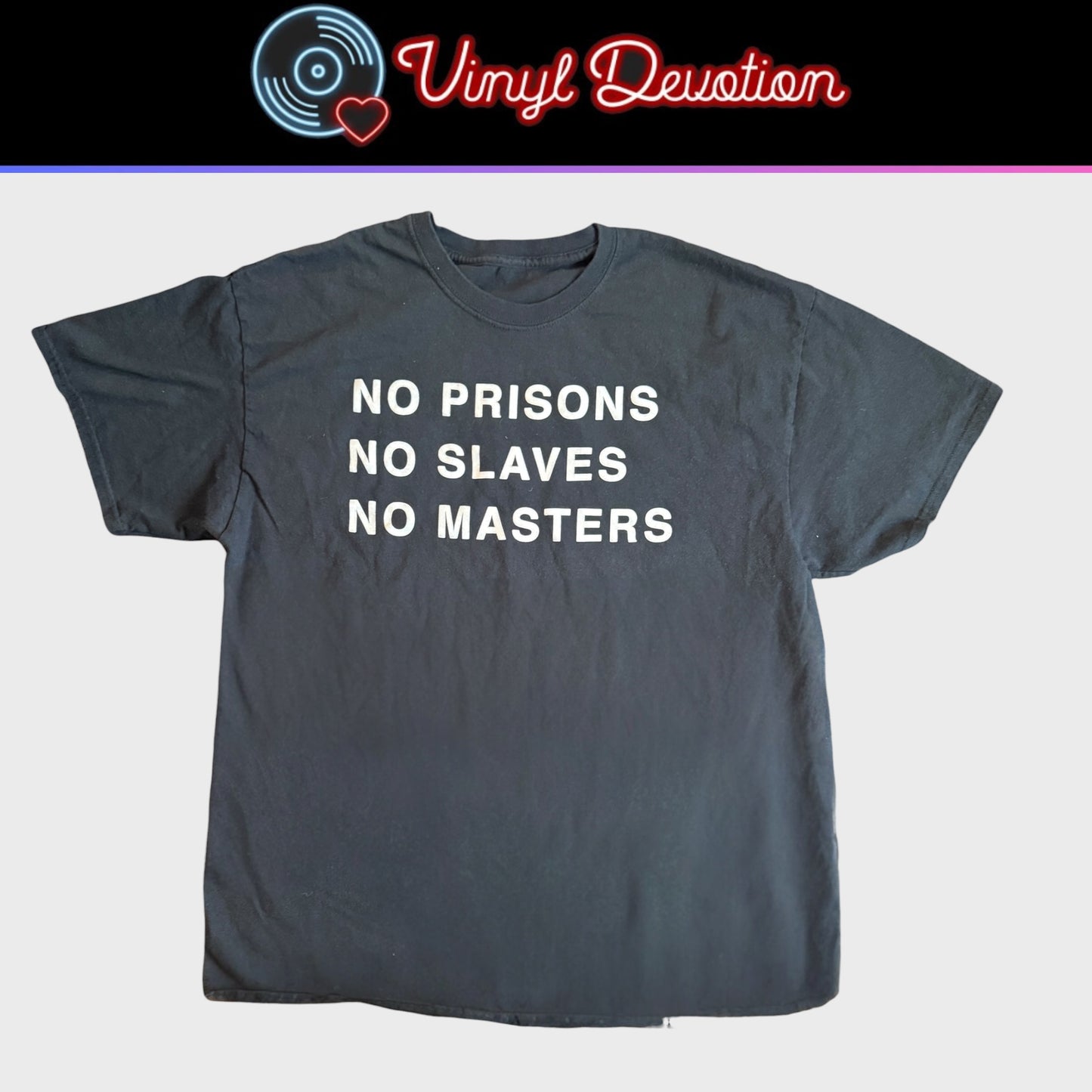 Divide and Dissolve Band No Prisoners, No Slaves, No Masters T-Shirt Size XL Doom