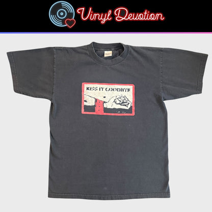 Kiss It Goodbye Band She Loves Me Not 1997 Vintage T-Shirt Size L Deadguy Great Falls Akimbo