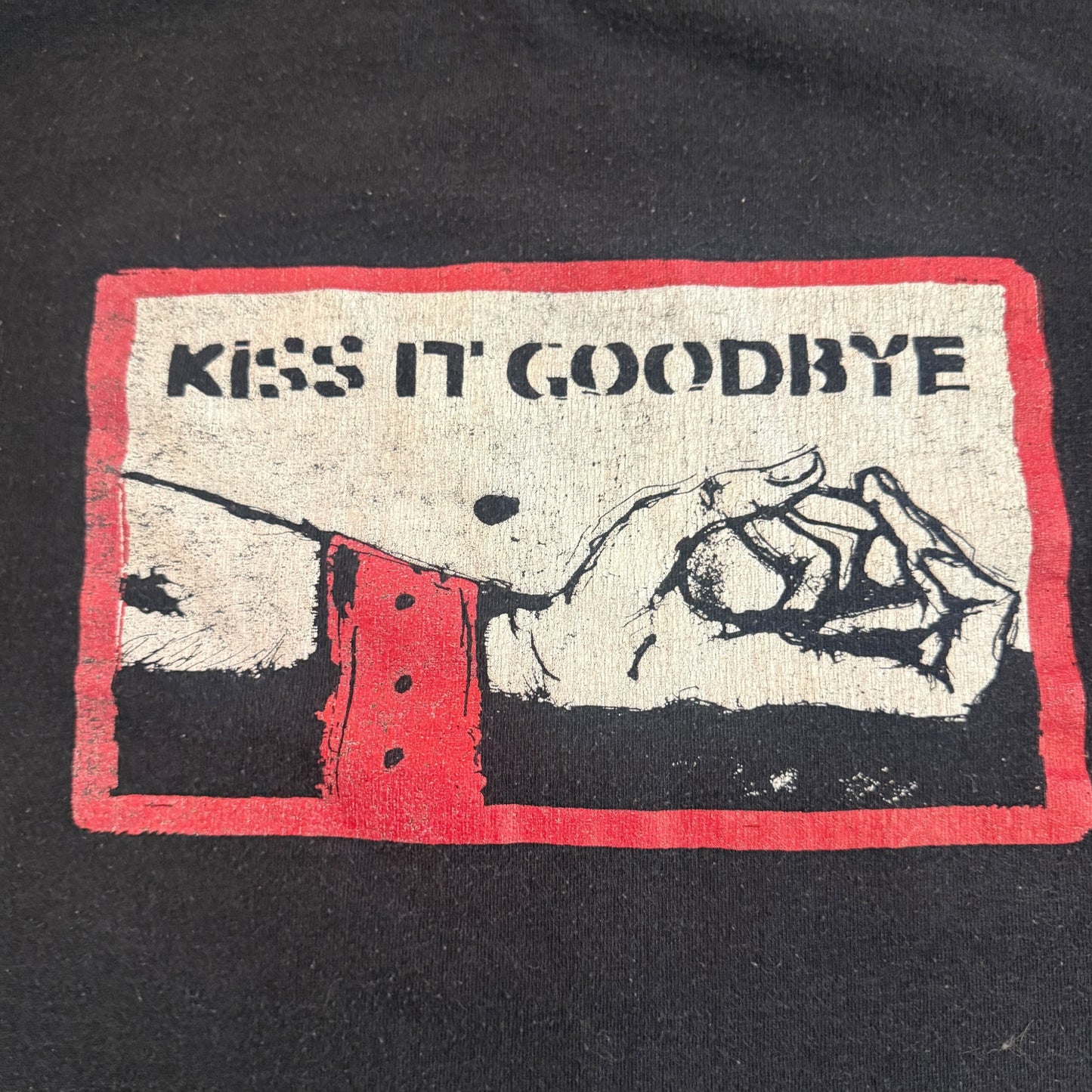 Kiss It Goodbye Band She Loves Me Not 1997 Vintage T-Shirt Size L Deadguy Great Falls Akimbo