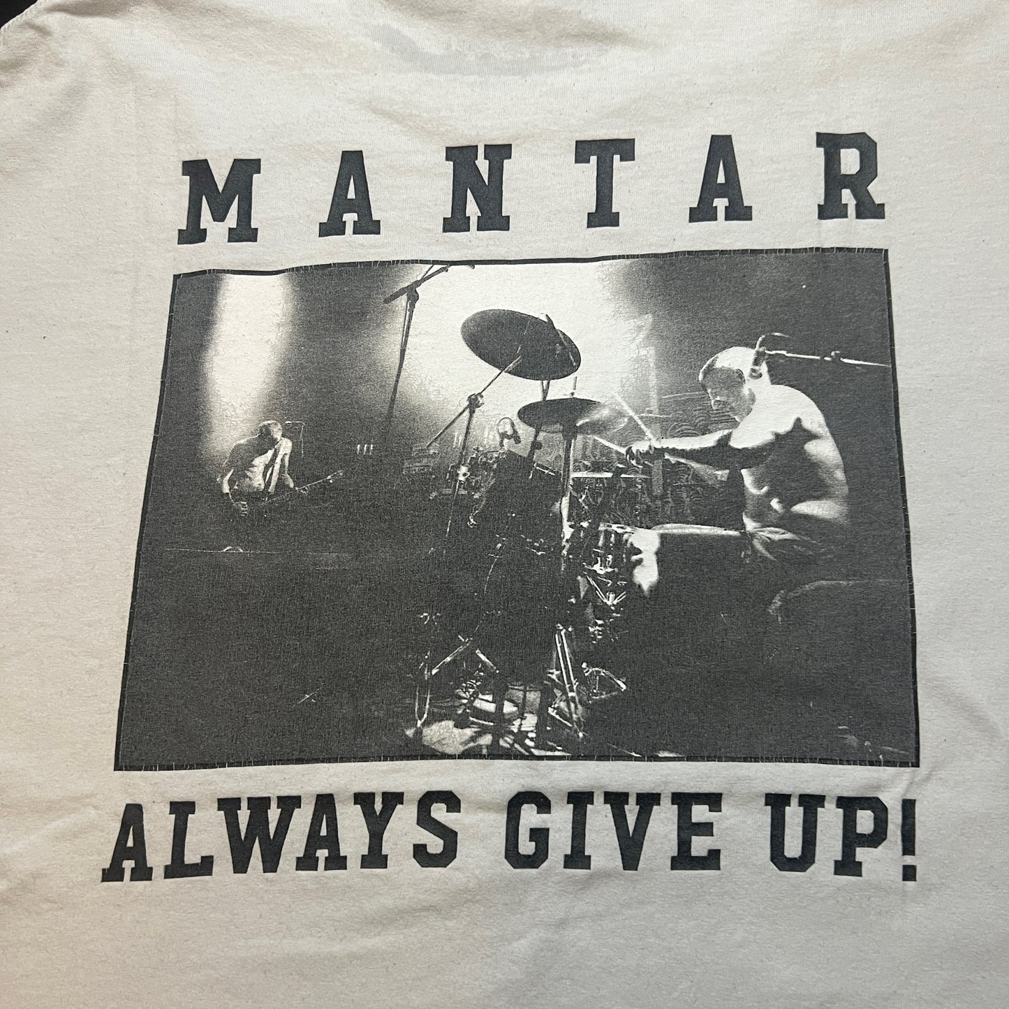 Mantar Band Always Give Up T-Shirt Size XL